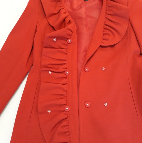 Blazer - Picture 2 of 5